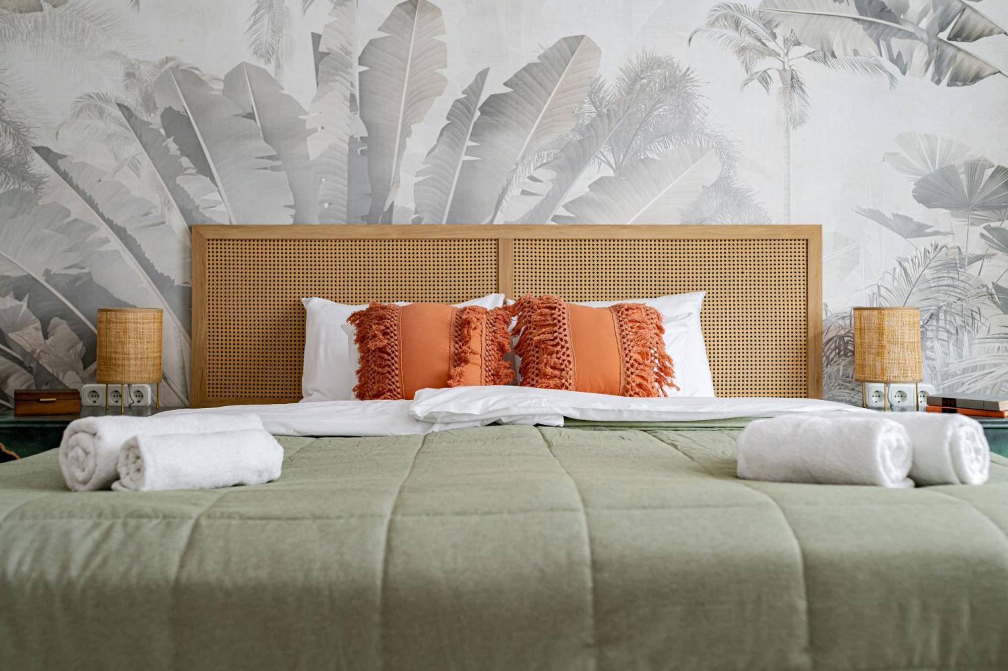 Jungle Aesthetics Downtown Apartman Aircon And Garage Parking Будапеща Екстериор снимка