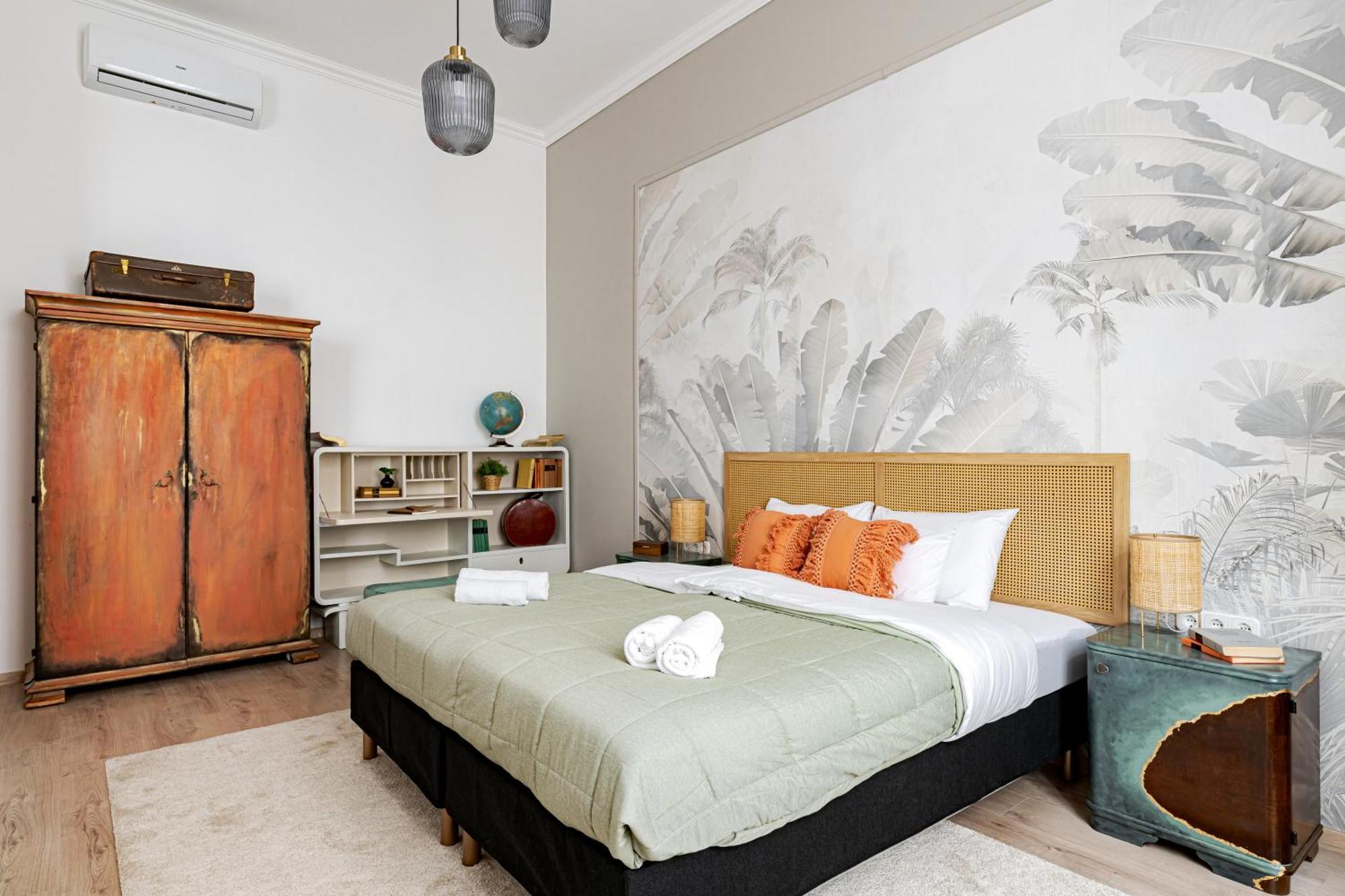 Jungle Aesthetics Downtown Apartman Aircon And Garage Parking Будапеща Екстериор снимка